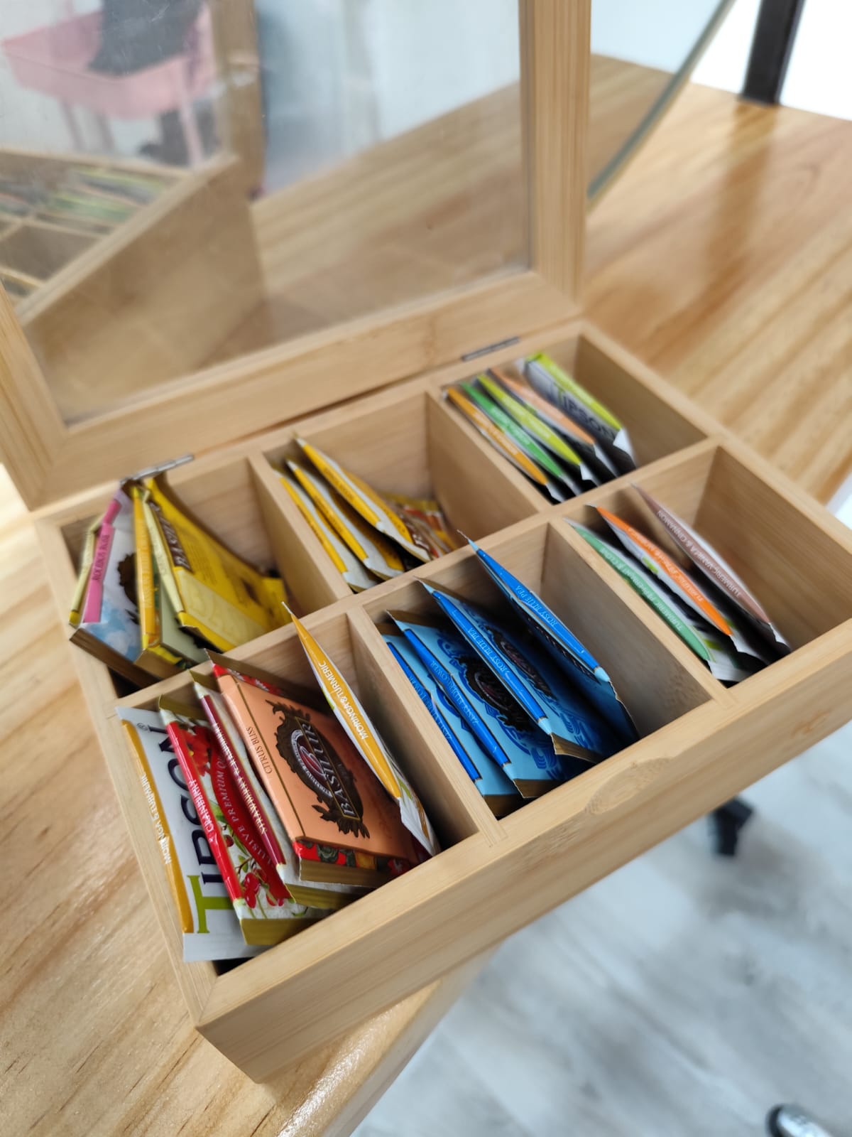 Caja de té variado